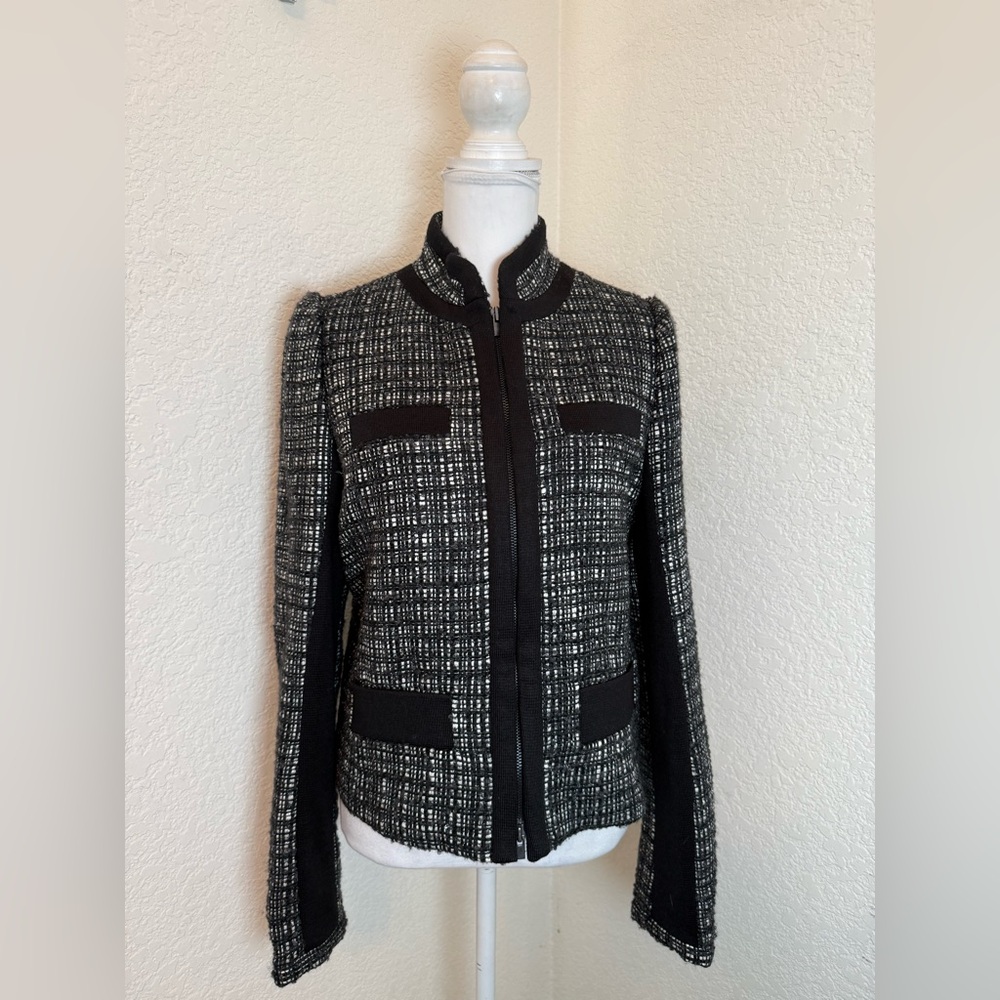 STEFANEL Tweed zip front blazer.‎  Size 12